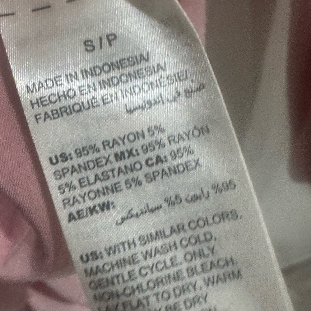 WHBM pink/ blush long sleeve top ❤️ - Picture 6 of 7